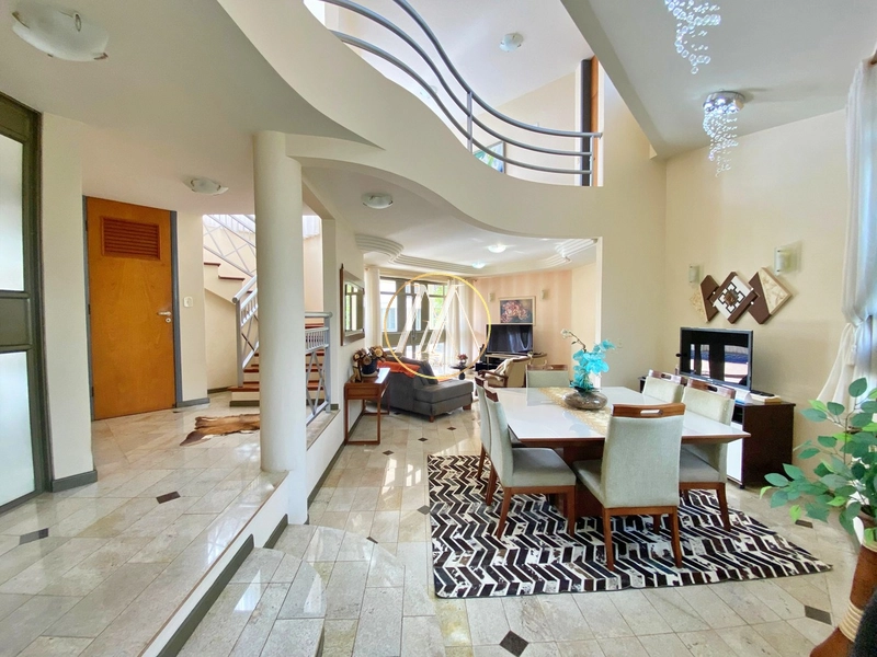 Excepcional casa de alto padrão à venda com 4 suítes,piscina e quintal: 77ª foto da galeria de imagens do imóvel