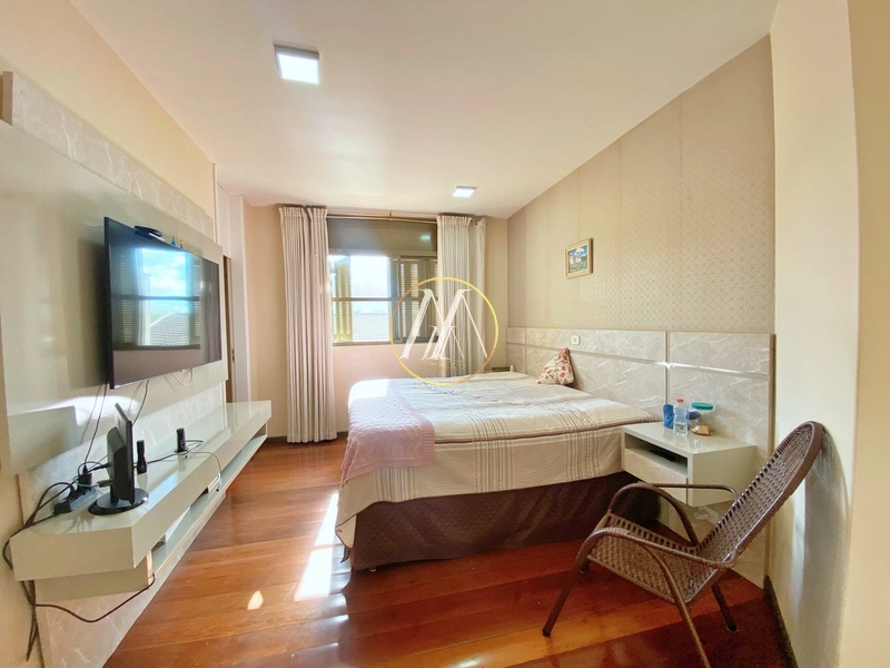 Excepcional casa de alto padrão à venda com 4 suítes,piscina e quintal: 45ª foto da galeria de imagens do imóvel