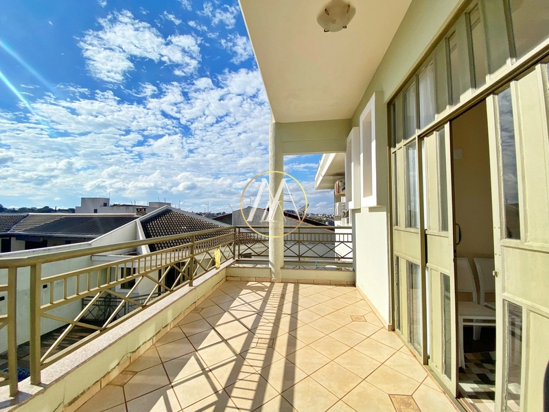 Excepcional casa de alto padrão à venda com 4 suítes,piscina e quintal: 99ª foto da galeria de imagens do imóvel
