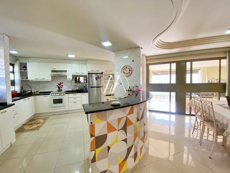 Excepcional casa de alto padrão à venda com 4 suítes,piscina e quintal: 56ª foto da galeria de imagens do imóvel