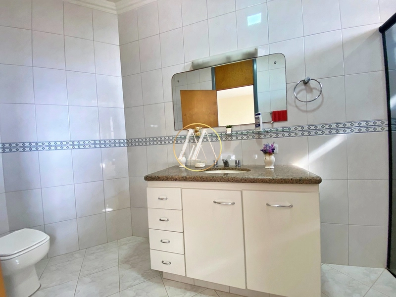 Excepcional casa de alto padrão à venda com 4 suítes,piscina e quintal: 17ª foto da galeria de imagens do imóvel