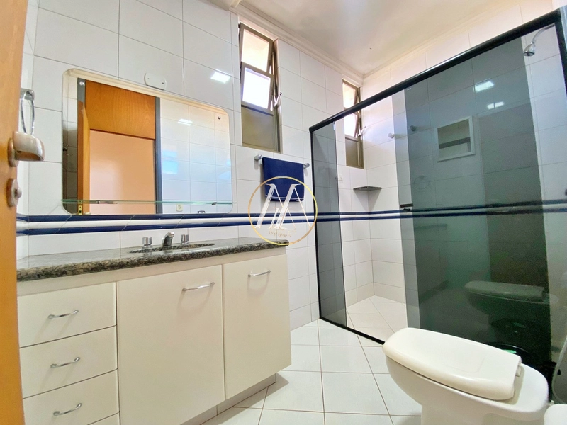 Excepcional casa de alto padrão à venda com 4 suítes,piscina e quintal: 9ª foto da galeria de imagens do imóvel