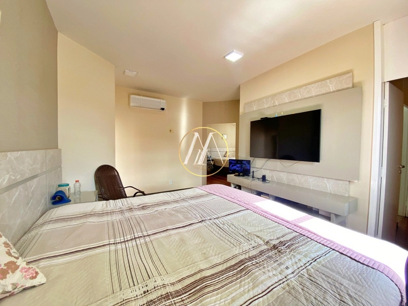 Excepcional casa de alto padrão à venda com 4 suítes,piscina e quintal: 38ª foto da galeria de imagens do imóvel
