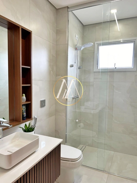 Casa em condomínio à venda no Aranguá – 3 suítes, escritório e piscina: 22ª foto da galeria de imagens do imóvel