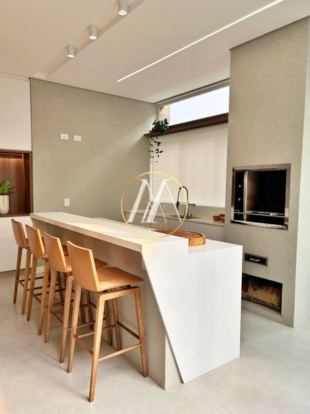 Casa em condomínio à venda no Aranguá – 3 suítes, escritório e piscina: 12ª foto da galeria de imagens do imóvel