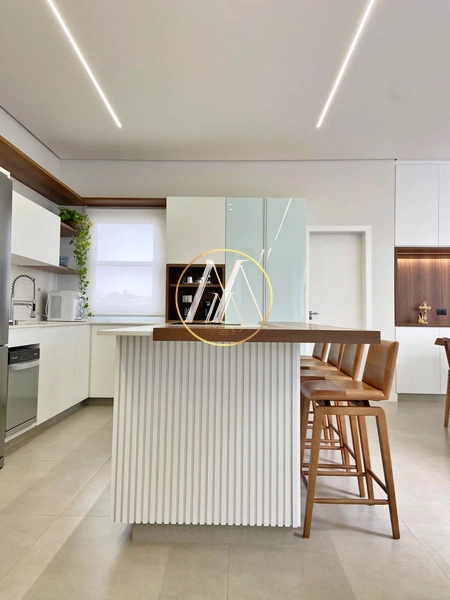 Casa em condomínio à venda no Aranguá – 3 suítes, escritório e piscina: 10ª foto da galeria de imagens do imóvel