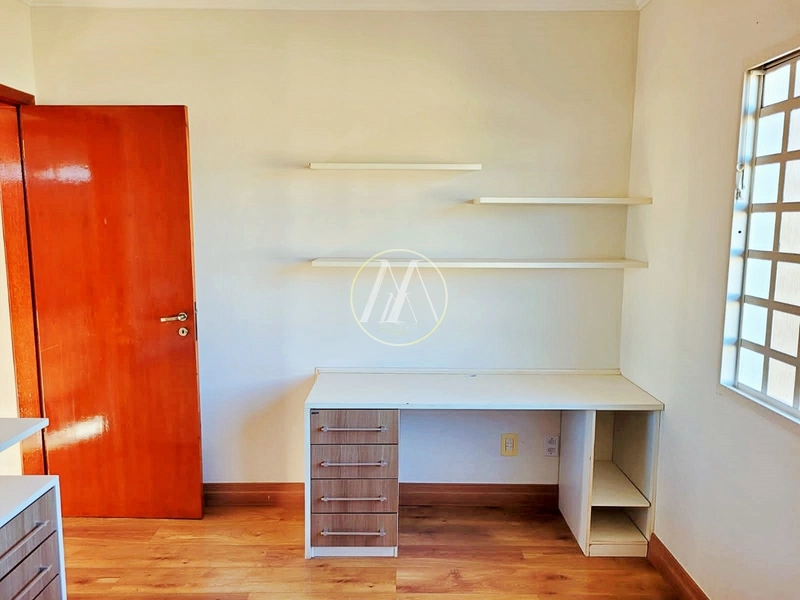 Casa à venda com 3 dormitórios, suíte e área gourmet, 178m² - Rolândia: 12ª foto da galeria de imagens do imóvel