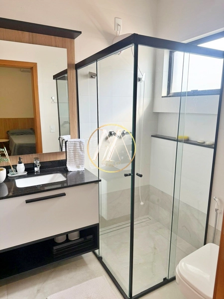 Casa em condomínio à venda no Aranguá – 3 suítes, escritório e spa: 20ª foto da galeria de imagens do imóvel