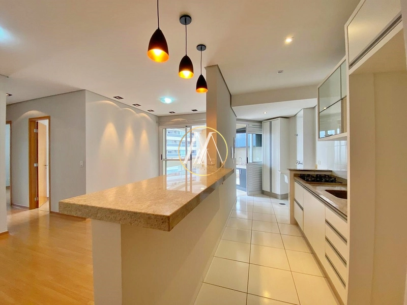 Evolution Home - 3 dormitórios com vista para o Lago Igapó