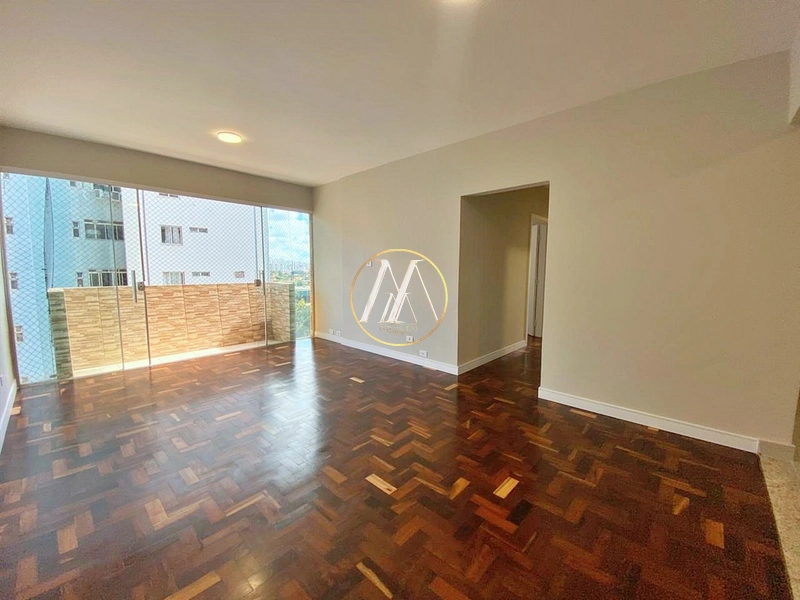 Apartamento reformado no centro de Londrina, 3 dormitórios e uma suíte: 3ª foto da galeria de imagens do imóvel