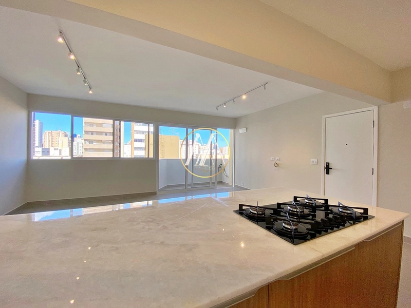 Apartamento reformado com 3 dormitórios, suíte e 2 vagas – Centro: 16ª foto da galeria de imagens do imóvel