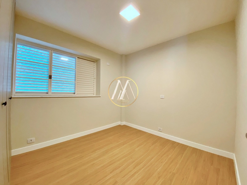 Apartamento reformado com 3 dormitórios, suíte e 2 vagas – Centro: 27ª foto da galeria de imagens do imóvel