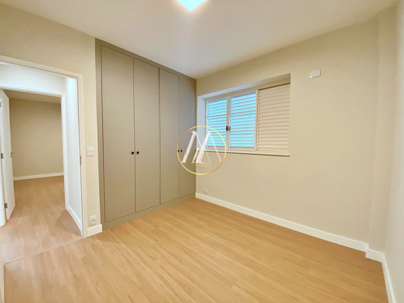 Apartamento reformado com 3 dormitórios, suíte e 2 vagas – Centro: 28ª foto da galeria de imagens do imóvel