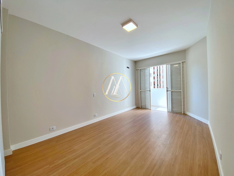 Apartamento reformado com 3 dormitórios, suíte e 2 vagas – Centro: 39ª foto da galeria de imagens do imóvel