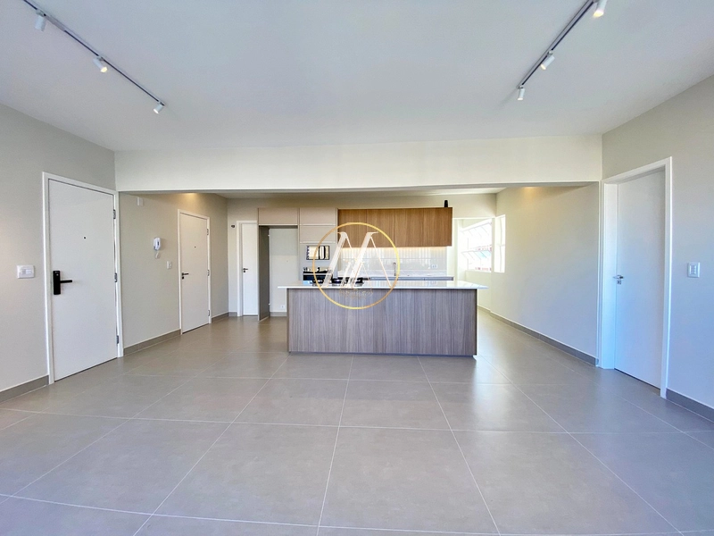 Apartamento reformado com 3 dormitórios, suíte e 2 vagas – Centro: 7ª foto da galeria de imagens do imóvel