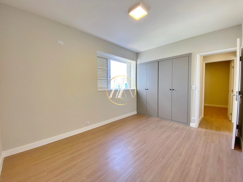 Apartamento reformado com 3 dormitórios, suíte e 2 vagas – Centro: 37ª foto da galeria de imagens do imóvel