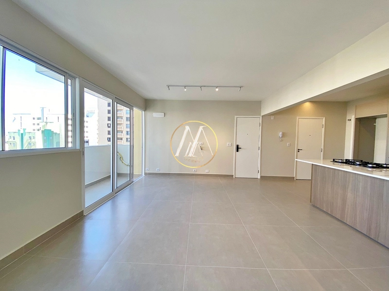 Apartamento reformado com 3 dormitórios, suíte e 2 vagas – Centro: 8ª foto da galeria de imagens do imóvel