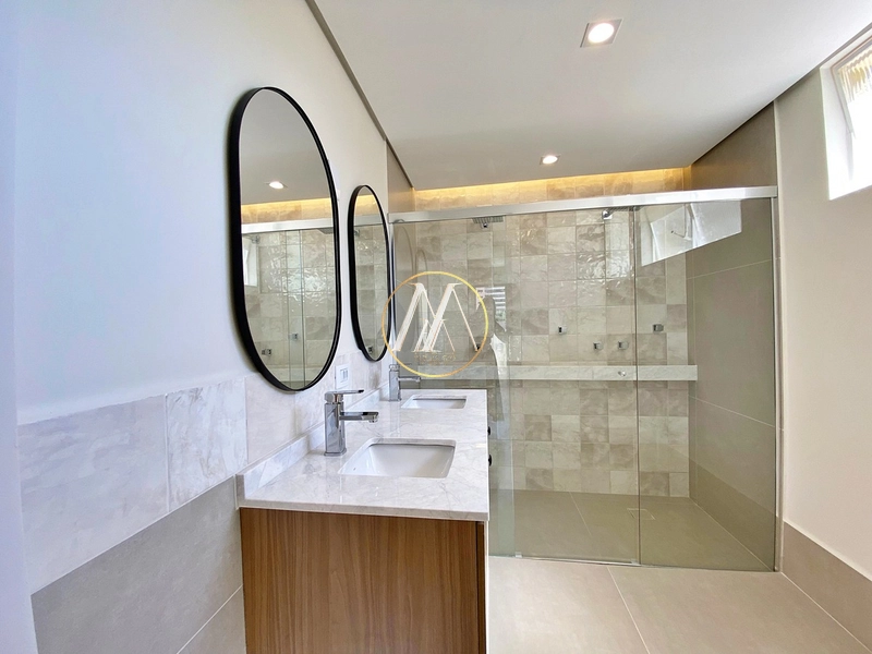 Apartamento reformado com 3 dormitórios, suíte e 2 vagas – Centro: 44ª foto da galeria de imagens do imóvel