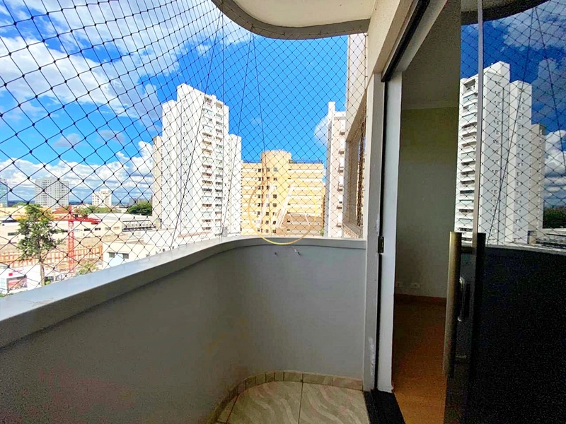Apartamento à venda com 3 quartos, 87m² próximo a JK - Centro