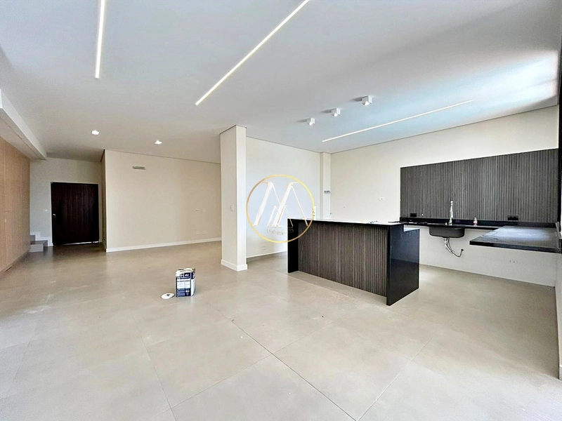 Sobrado de alto padrão com 4 quartos, 2 suítes e demi suíte: 28ª foto da galeria de imagens do imóvel