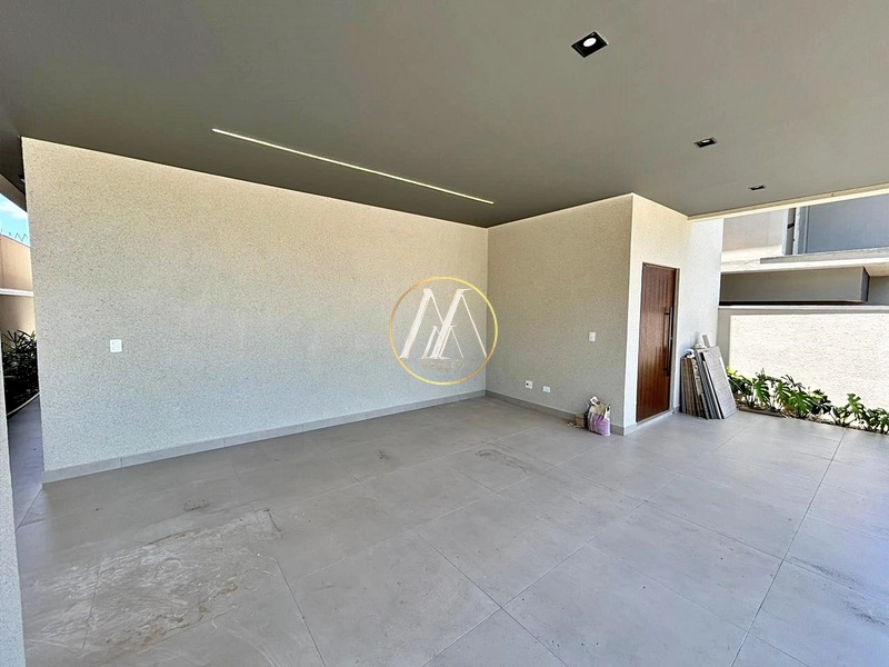 Sobrado de alto padrão com 4 quartos, 2 suítes e demi suíte: 6ª foto da galeria de imagens do imóvel