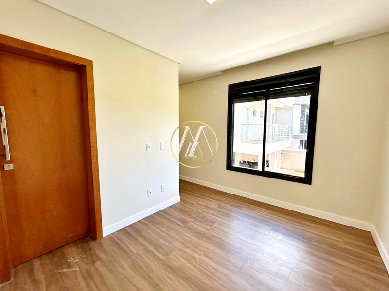 Sobrado de alto padrão com 4 quartos, 2 suítes e demi suíte: 75ª foto da galeria de imagens do imóvel