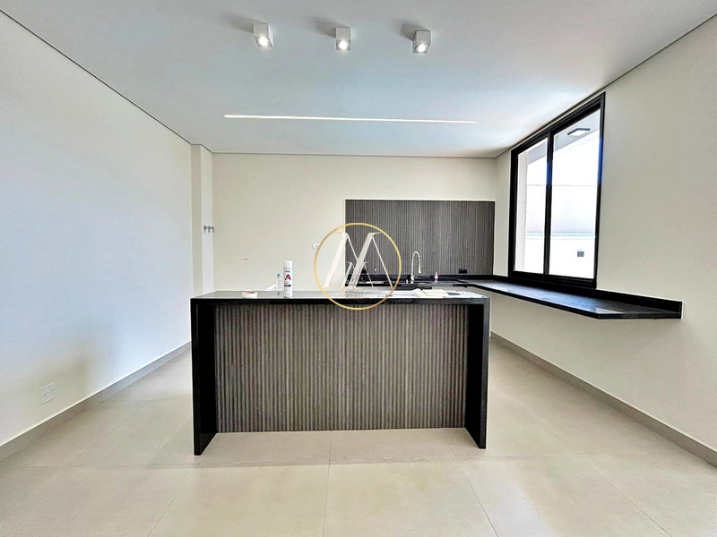 Sobrado de alto padrão com 4 quartos, 2 suítes e demi suíte: 31ª foto da galeria de imagens do imóvel