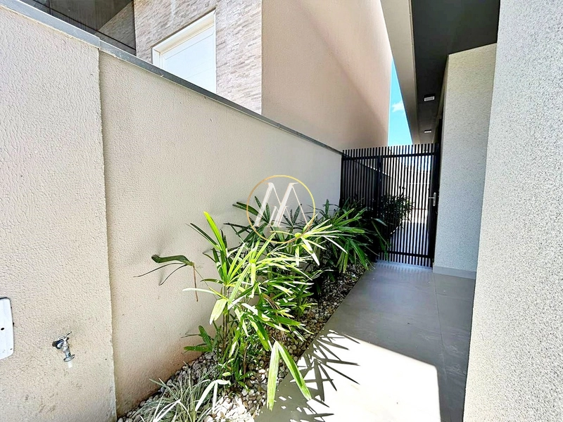 Sobrado de alto padrão com 4 quartos, 2 suítes e demi suíte: 11ª foto da galeria de imagens do imóvel