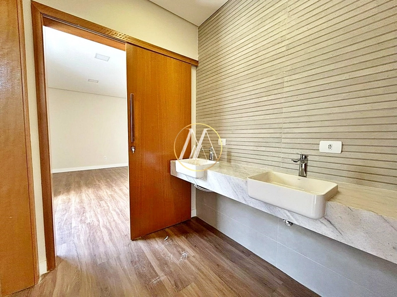 Sobrado de alto padrão com 4 quartos, 2 suítes e demi suíte: 82ª foto da galeria de imagens do imóvel