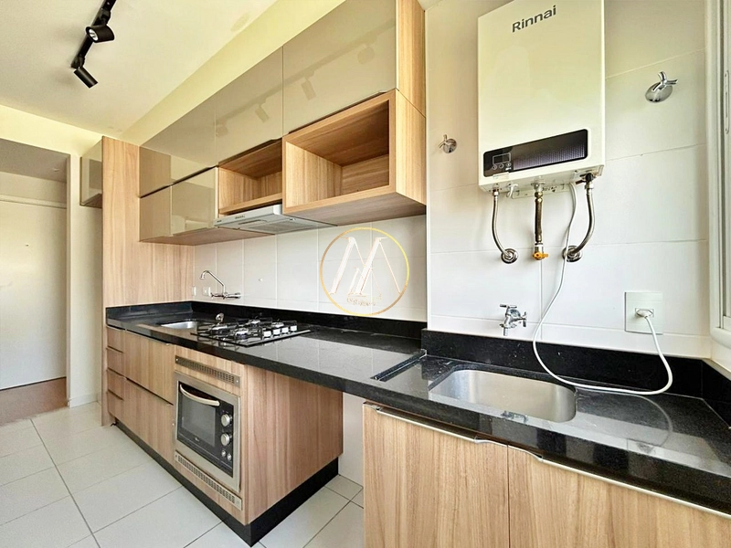 Sunset Faria Lima- 3 dormitórios sendo uma suíte, completo em armários: 8ª foto da galeria de imagens do imóvel