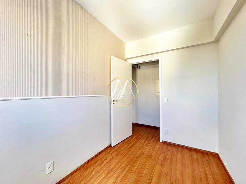 Sunset Faria Lima- 3 dormitórios sendo uma suíte, completo em armários: 15ª foto da galeria de imagens do imóvel