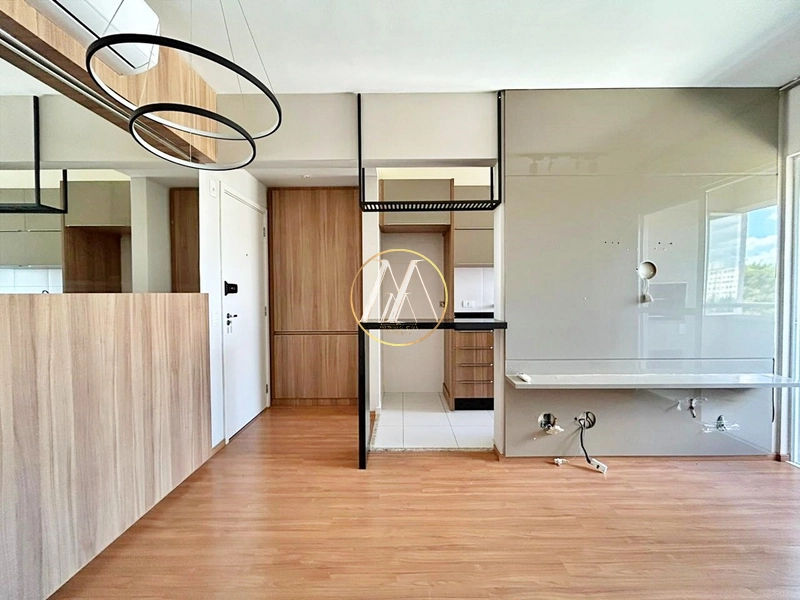 Sunset Faria Lima- 3 dormitórios sendo uma suíte, completo em armários: 3ª foto da galeria de imagens do imóvel