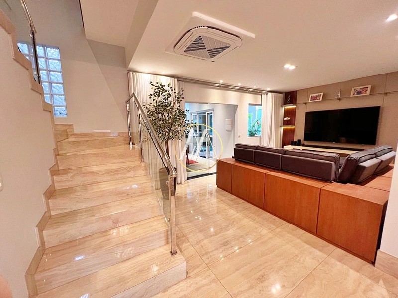 Sobrado mobiliado à venda em condomínio fechado com 4 dormitórios: 9ª foto da galeria de imagens do imóvel