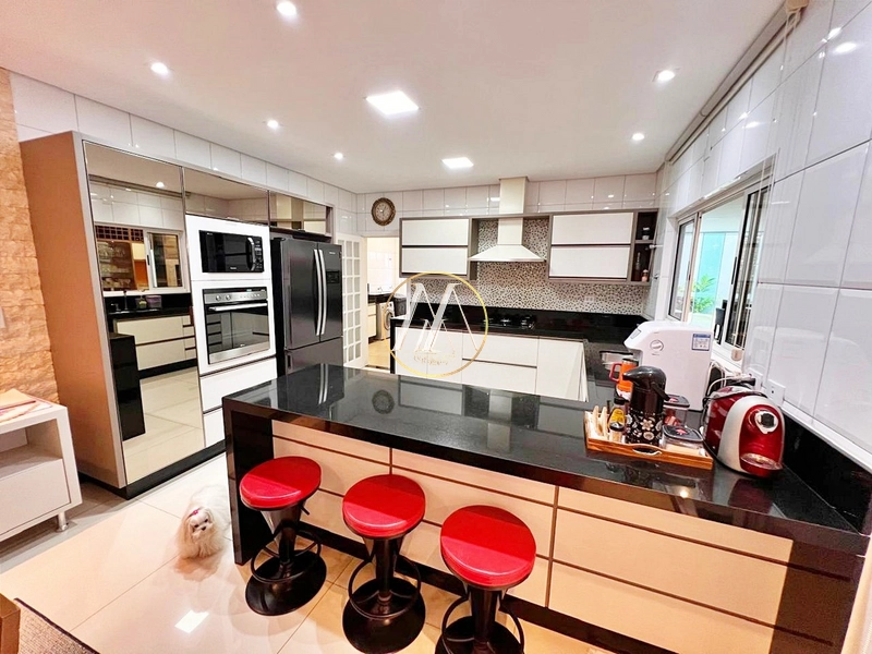 Sobrado mobiliado à venda em condomínio fechado com 4 dormitórios: 18ª foto da galeria de imagens do imóvel