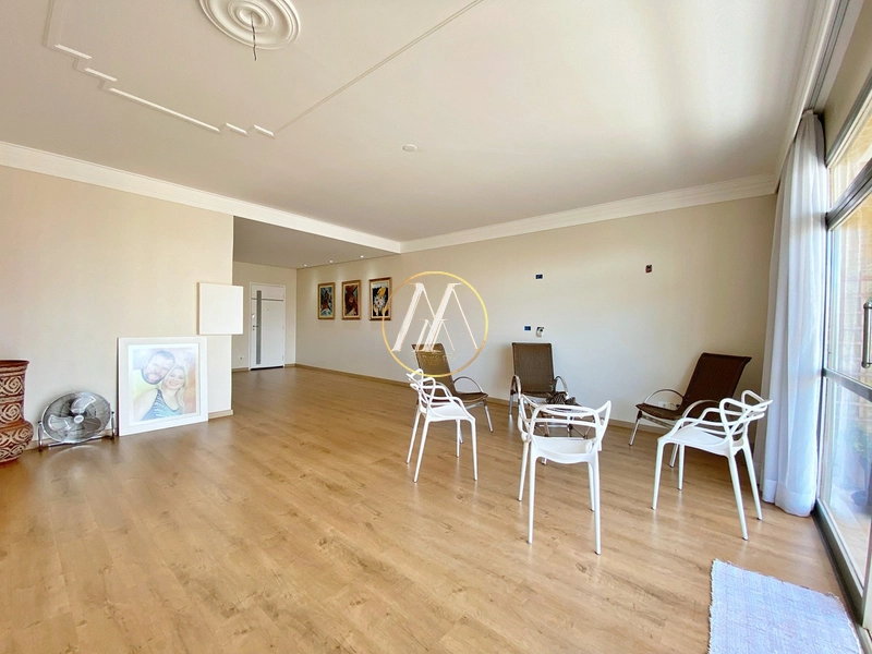 Apartamento reformado à venda no Centro com 3 dormitórios, 2 suítes: 13ª foto da galeria de imagens do imóvel