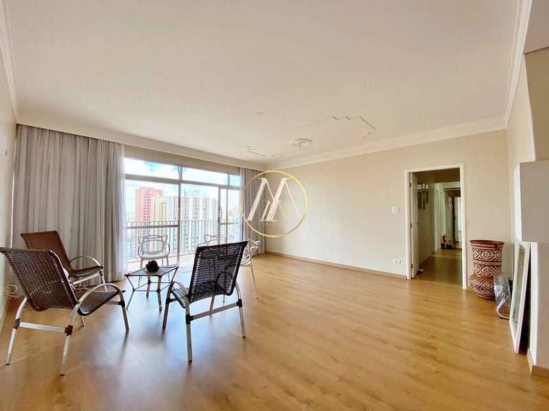 Apartamento reformado à venda no Centro com 3 dormitórios, 2 suítes: 5ª foto da galeria de imagens do imóvel