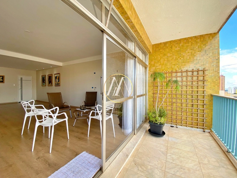 Apartamento reformado à venda no Centro com 3 dormitórios, 2 suítes: 10ª foto da galeria de imagens do imóvel