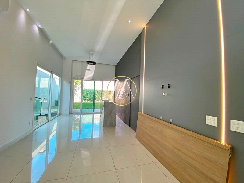 Casa residencial ou comercial à venda próximo a Av. Santos Dumont: 13ª foto da galeria de imagens do imóvel