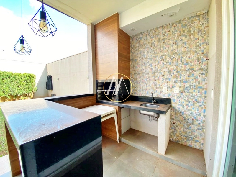 Casa residencial ou comercial à venda próximo a Av. Santos Dumont: 25ª foto da galeria de imagens do imóvel