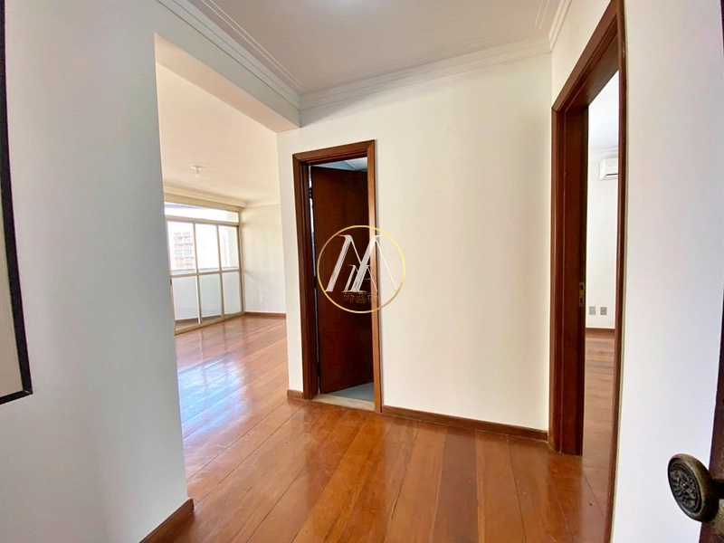 Apartamento à venda com 4 dormitórios e 2 suítes | Centro de Londrina: 3ª foto da galeria de imagens do imóvel