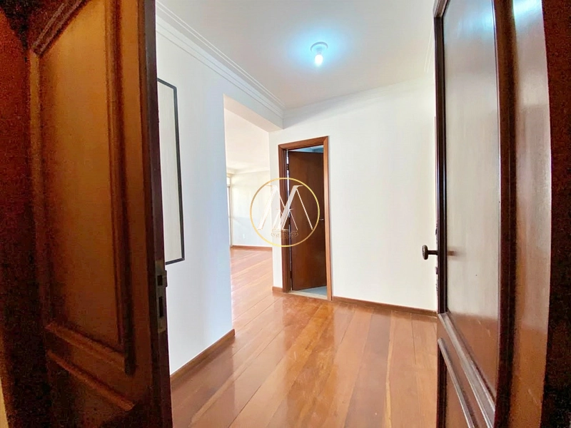 Apartamento à venda com 4 dormitórios e 2 suítes | Centro de Londrina: 2ª foto da galeria de imagens do imóvel