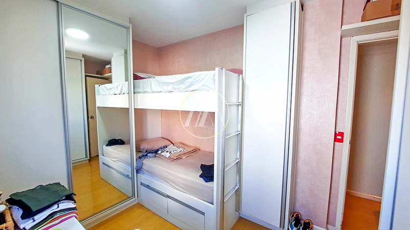 Apartamento com 3 dormitórios e suíte, semi mobiliado, com sacada: 10ª foto da galeria de imagens do imóvel