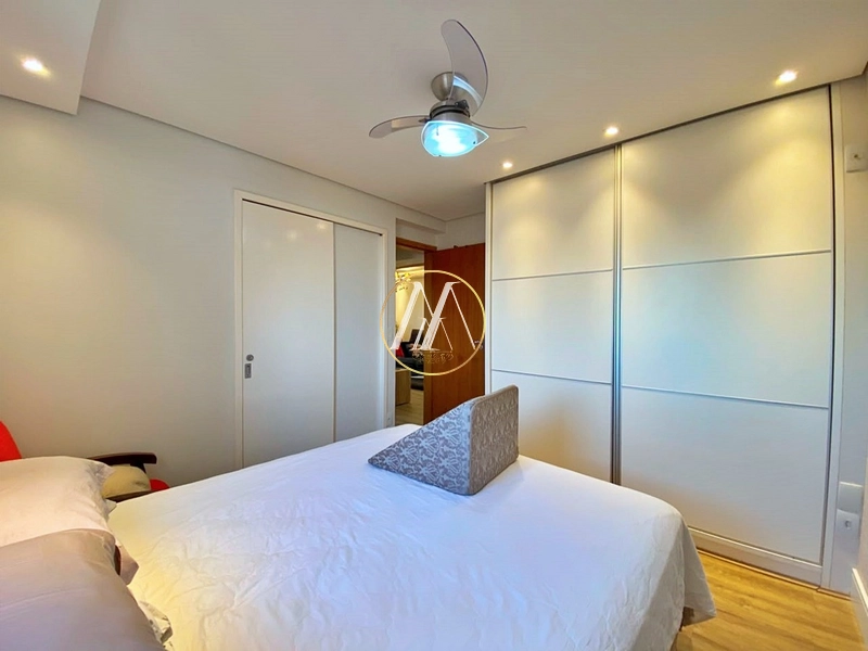 Apartamento reformado à venda com 2 quartos, sacada com churrasqueira: 18ª foto da galeria de imagens do imóvel