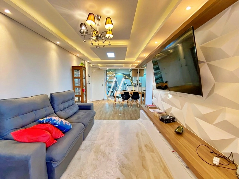 Apartamento reformado à venda com 2 quartos, sacada com churrasqueira: 11ª foto da galeria de imagens do imóvel