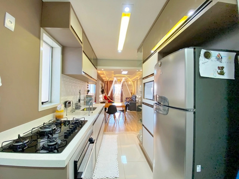 Apartamento reformado à venda com 2 quartos, sacada com churrasqueira: 16ª foto da galeria de imagens do imóvel