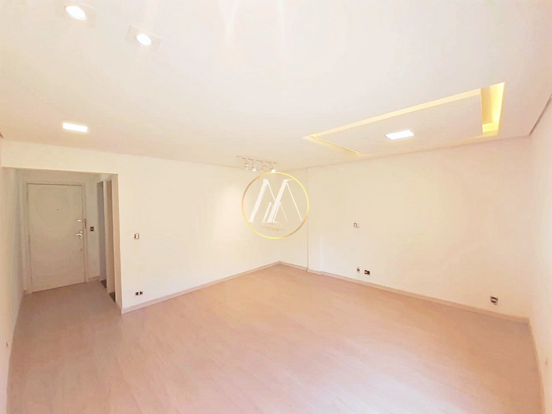 Apartamento Studio reformado, semi mobiliado - Centro Londrina: 7ª foto da galeria de imagens do imóvel