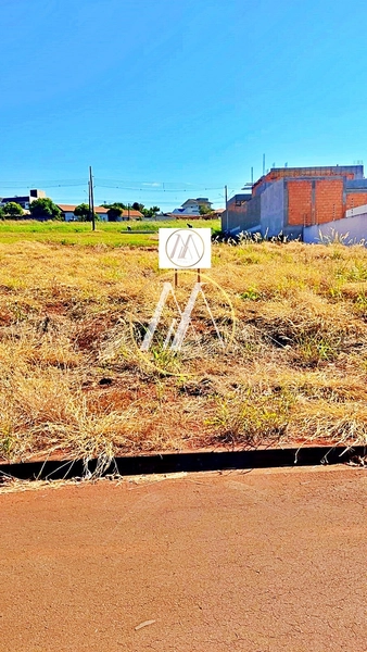 Terreno de 500m² à venda próximo ao Detran, Jd. Vale Verde - Rolândia: 1ª foto da galeria de imagens do imóvel