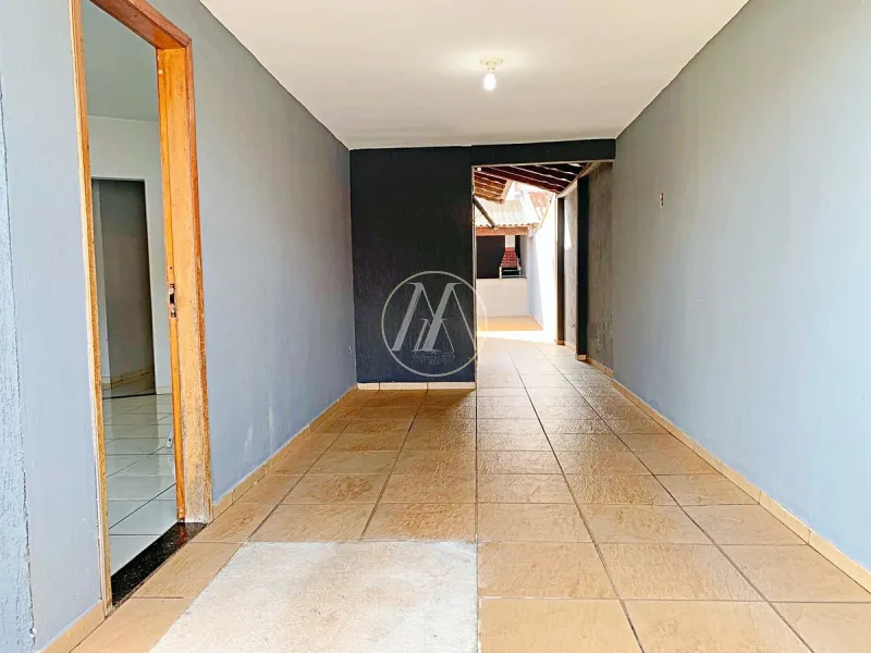 Casa à venda com 3 dormitórios e suíte, externo com churrasqueira: 3ª foto da galeria de imagens do imóvel