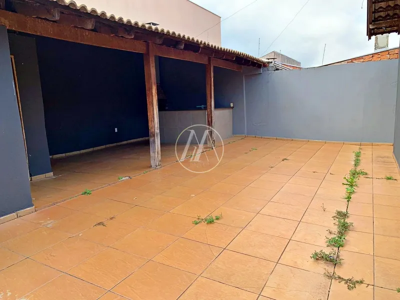 Casa à venda com 3 dormitórios e suíte, externo com churrasqueira: 38ª foto da galeria de imagens do imóvel