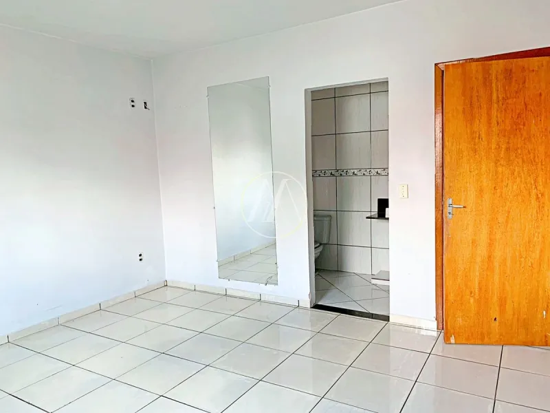 Casa à venda com 3 dormitórios e suíte, externo com churrasqueira: 26ª foto da galeria de imagens do imóvel
